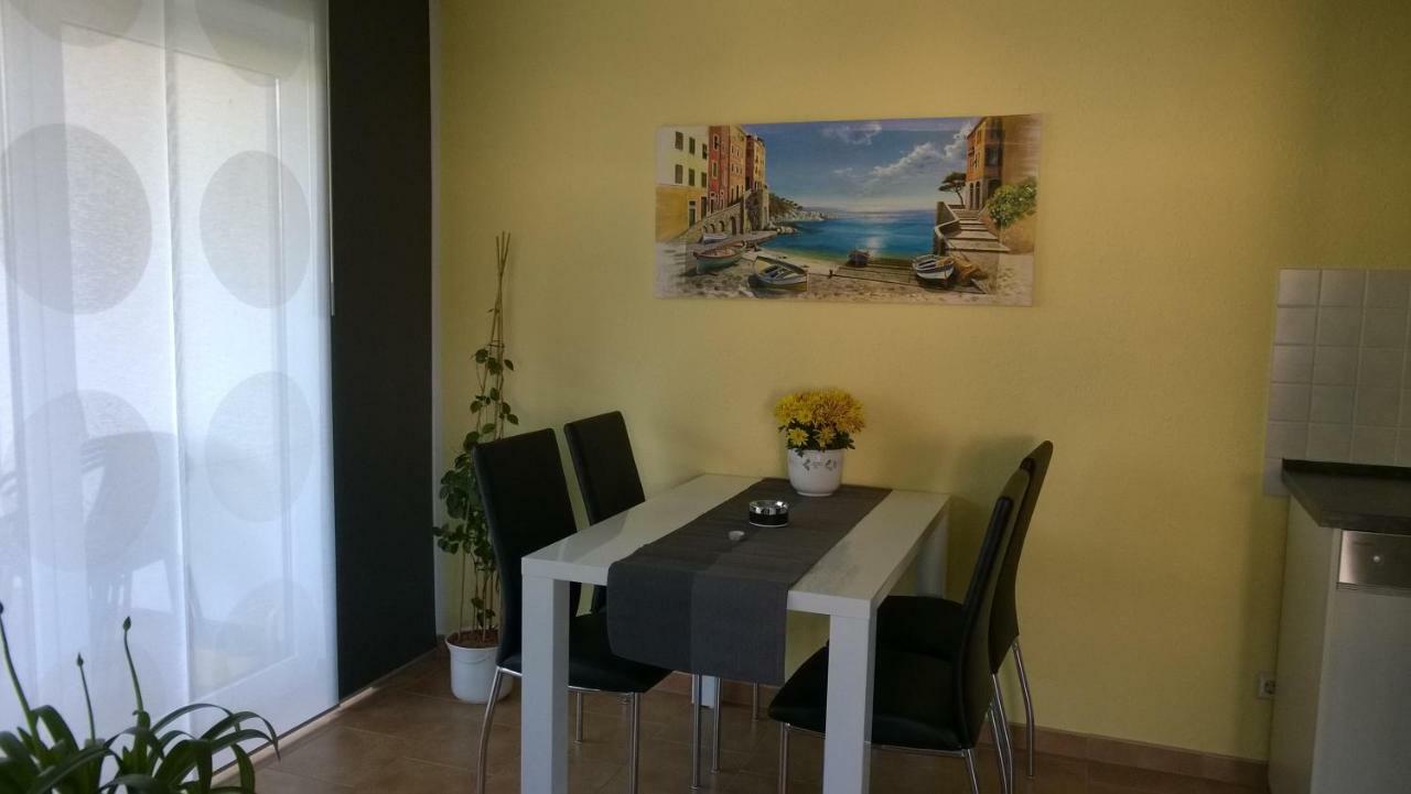 Ferienwohnung Rothe ดิพโพลดิสวาลเดอ ภายนอก รูปภาพ